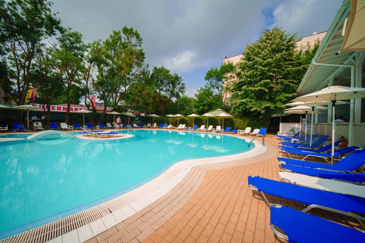 Perla Plaza Hotel Primorsko Exterior foto