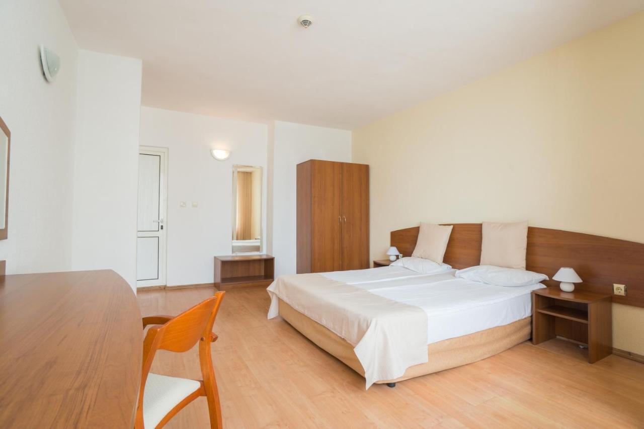 Perla Plaza Hotel Primorsko Exterior foto