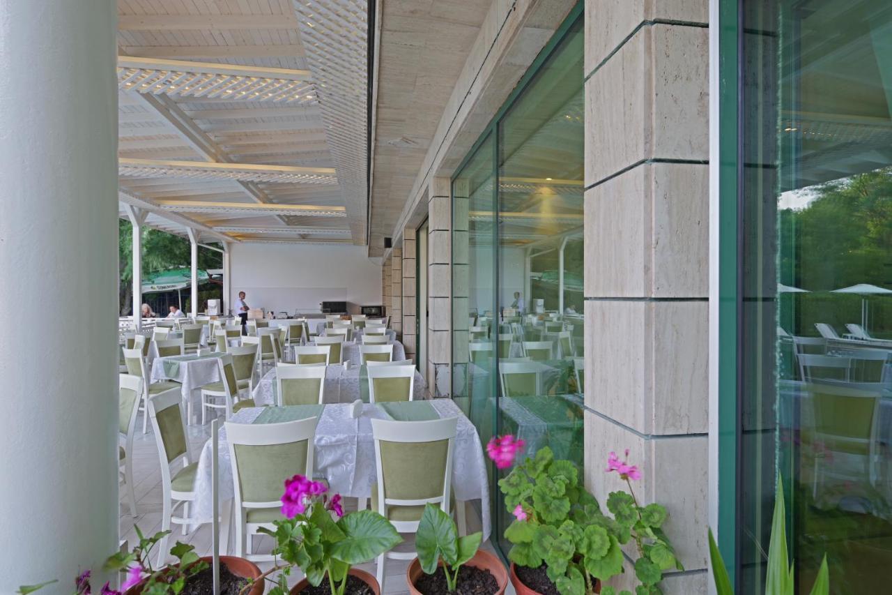 Perla Plaza Hotel Primorsko Exterior foto